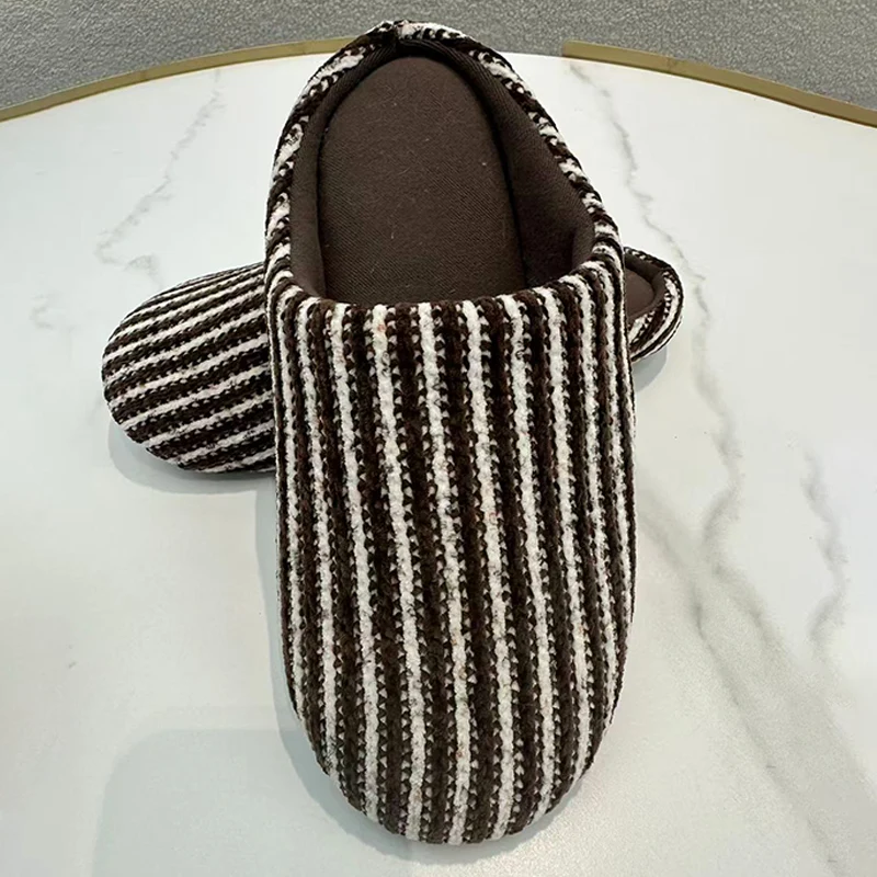 Pantoufles en coton silencieuses pour la maison