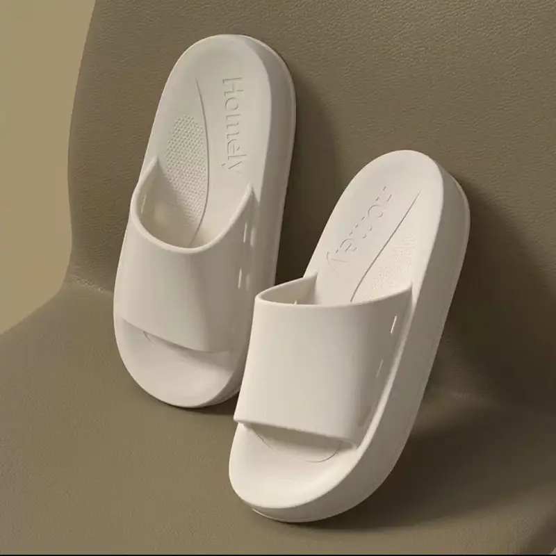 Slippers de la série chaleureuse